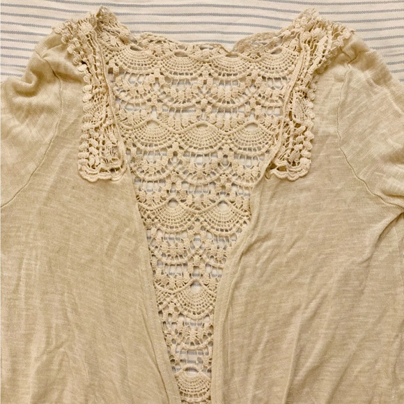Urban Outfitters: Pins and Needles “Crochet Back Inset Cardigan” - Picture 5 of 11